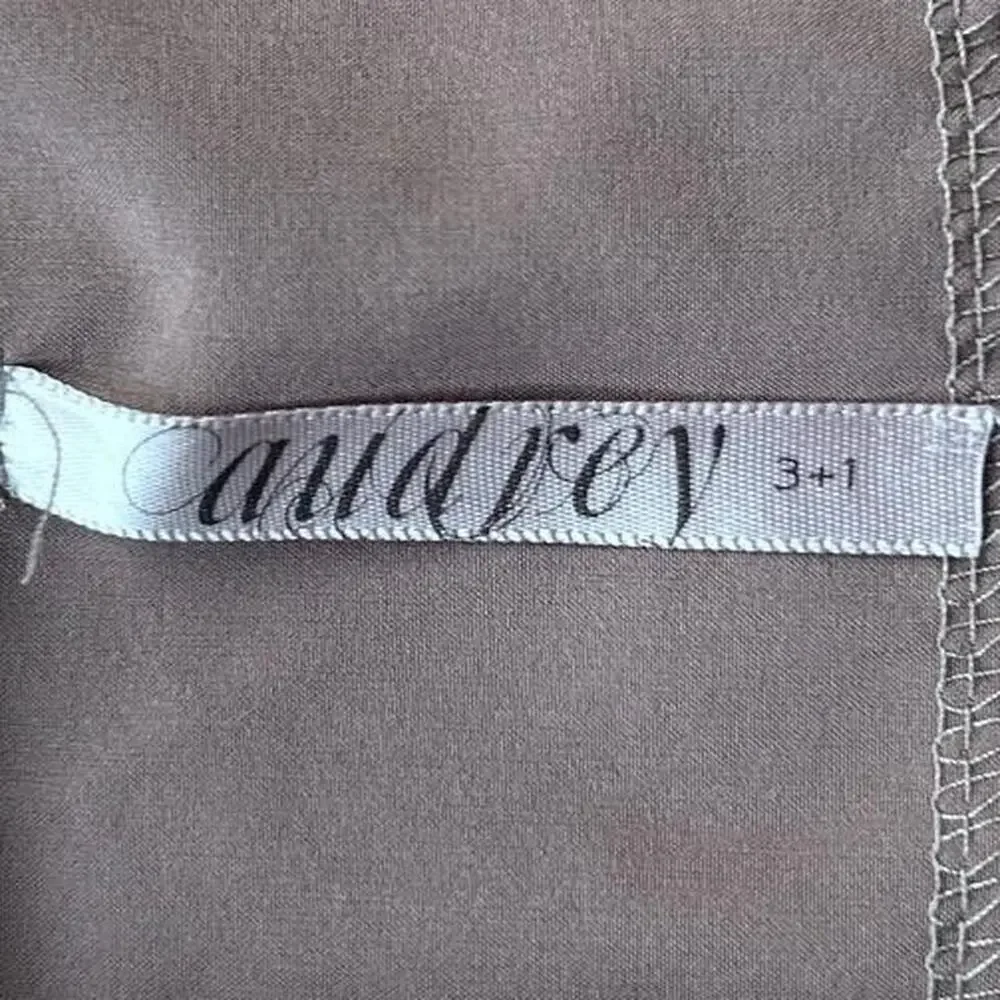 Grey Audrey mini skirt Small Zip‎ Lightweight short sexy